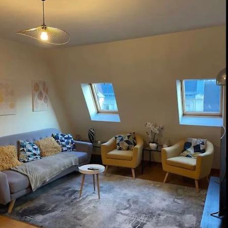 Quiet And Spacious Apartment Near Champs Elysees パリ エクステリア 写真